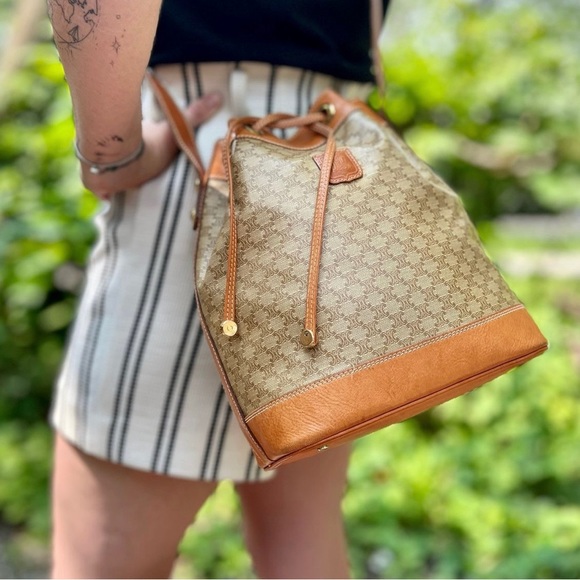 Vintage Celine Bucket Bag - Picture 11 of 13